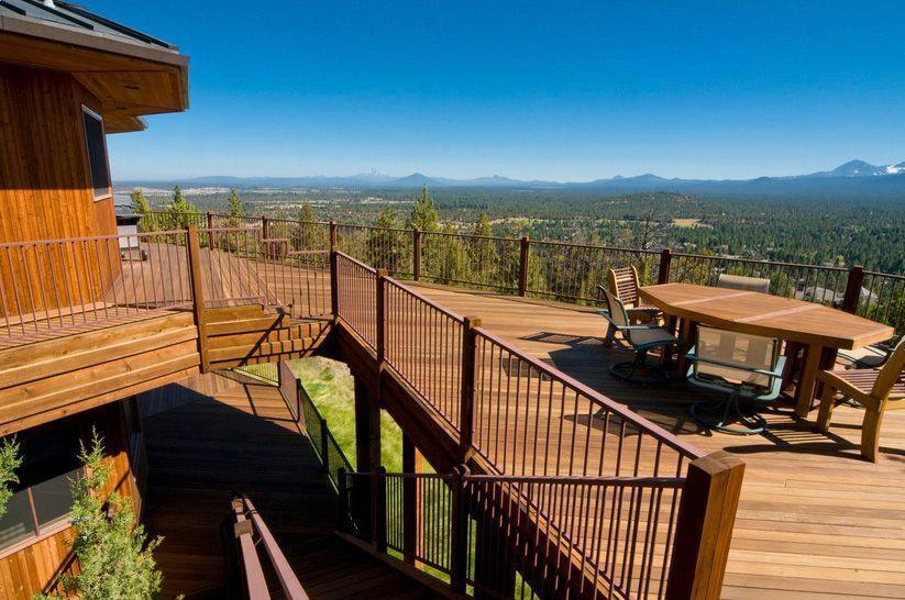 Custom multi-level elevated deck with railings